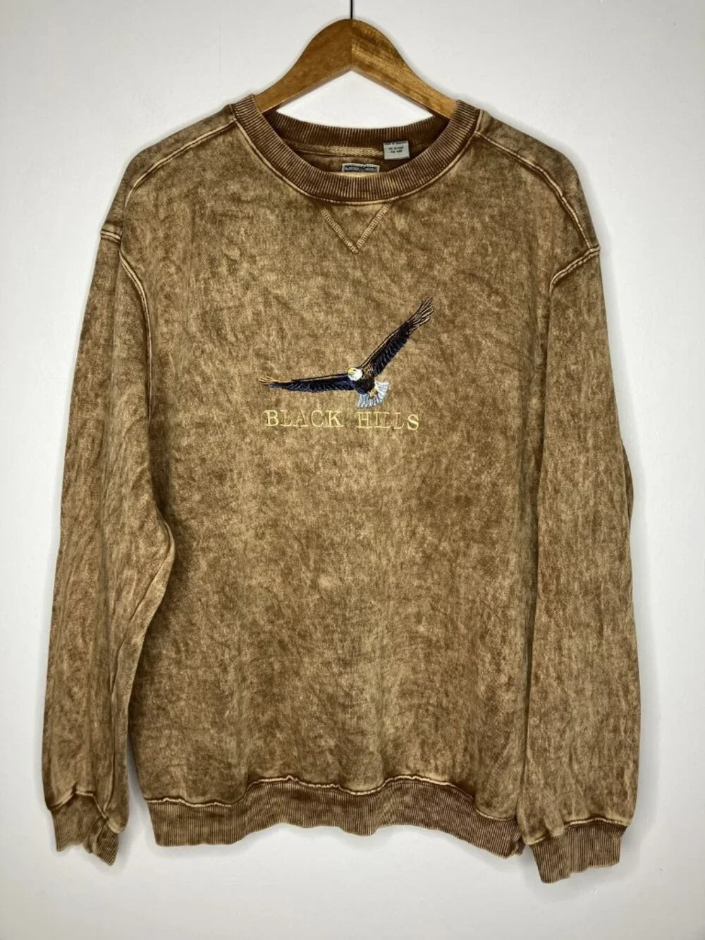Vintage McIntosh & Seymour Black Hills Eagle Embroidered Sweatshirt Men's Large
